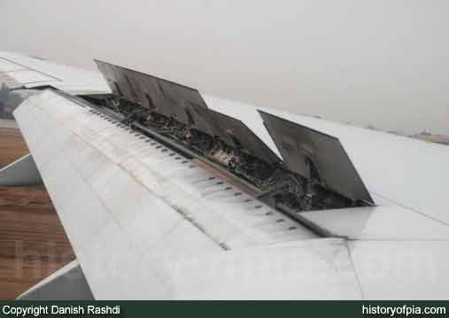 PIA Boeing 777-340ER