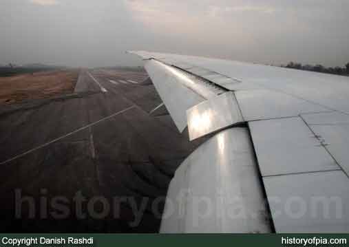 PIA Boeing 777-340ER