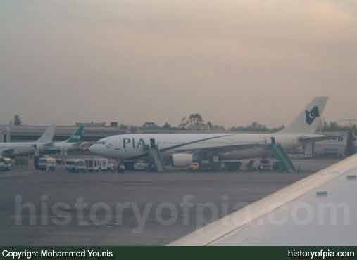 PIA Airbus A300B4-203