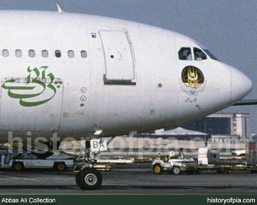 PIA Airbus A300B4-203