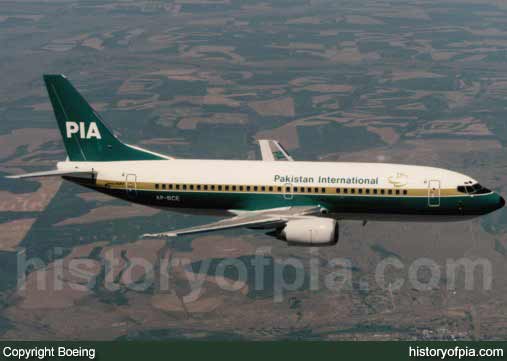 PIA Boeing 737-340