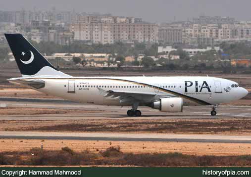PIA Airbus A310-308