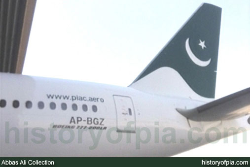 PIA Boeing 777-240LR