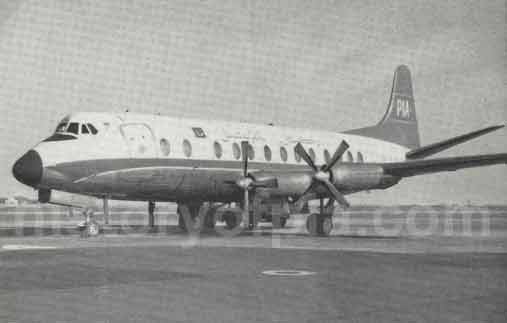 PIA Vickers Viscount 815 postcard