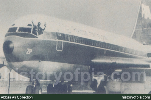 PIA Boeing 720-030B