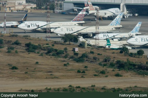 PIA Boeing 747-240B (SCD)