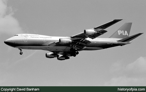 PIA Boeing 747-240B (SCD)
