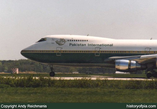 PIA Boeing 747-240B (SCD)