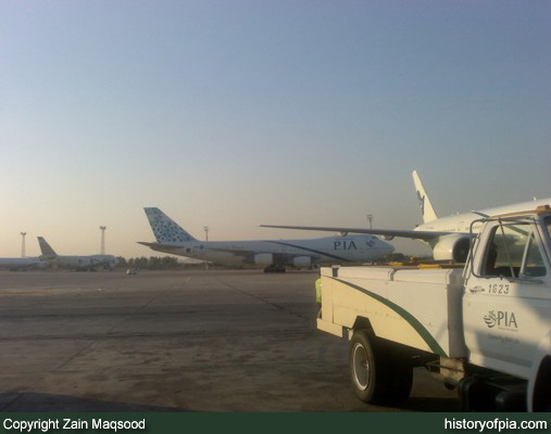 PIA Boeing 747-240B (SCD)