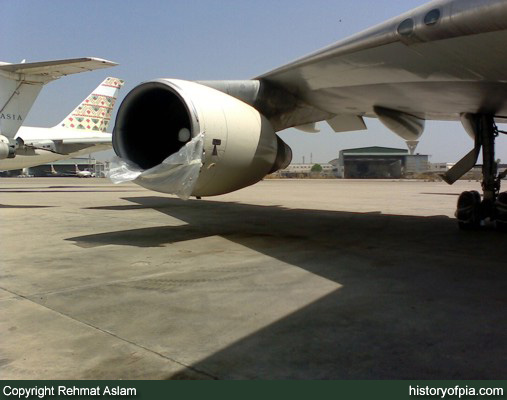 PIA Boeing 747-240B (SCD)