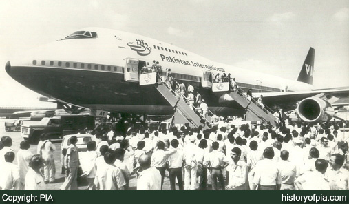 PIA Boeing 747-240B (SCD)
