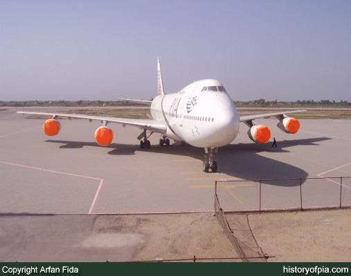 PIA Boeing 747-240B (SCD)