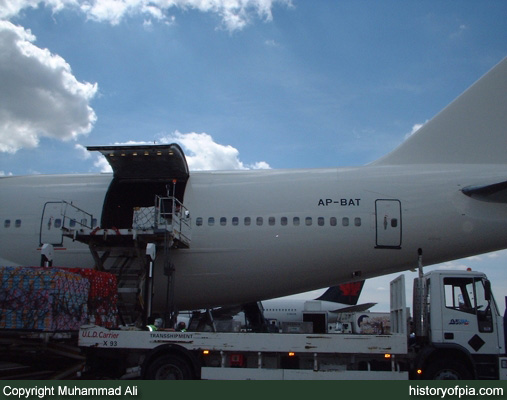 PIA Boeing 747-240B (SCD)