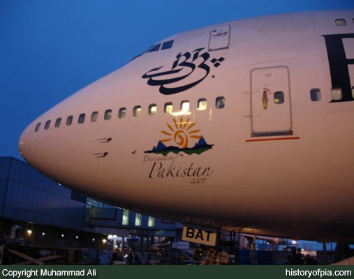 PIA Boeing 747-240B (SCD)