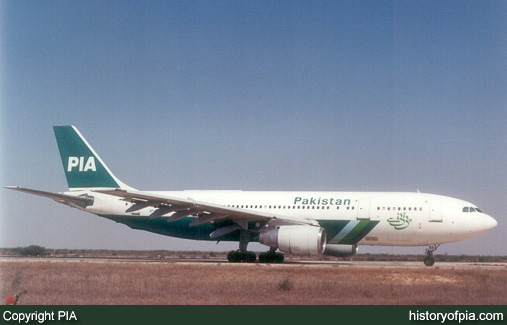 PIA Airbus A300B4-203