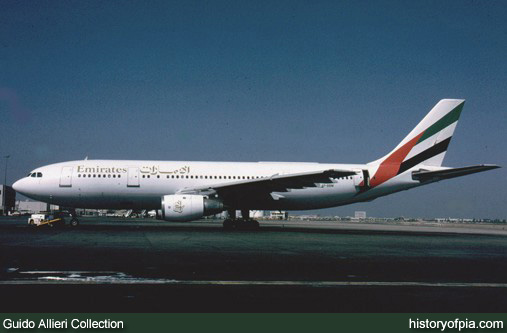 PIA Airbus A300B4-203