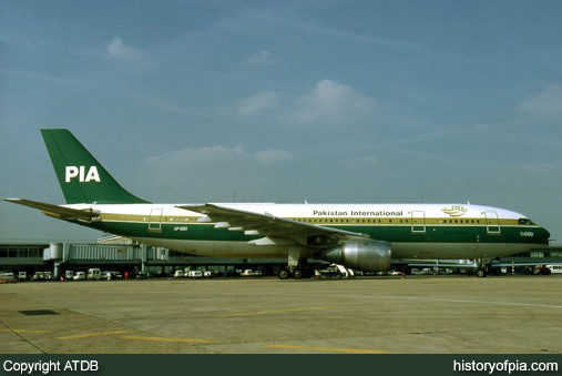PIA Airbus A300B4-203