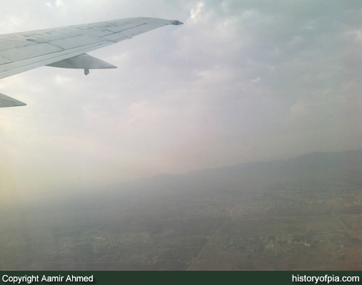 PIA Boeing 737-340