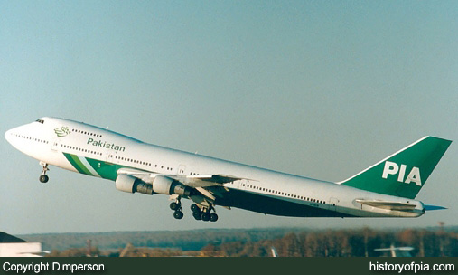 PIA Boeing 747-217B