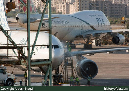 PIA Airbus A310-308