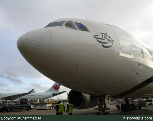PIA Airbus A310-308