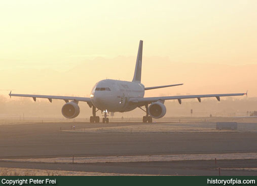 PIA Airbus A310-308
