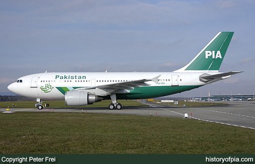 PIA Airbus A310-308