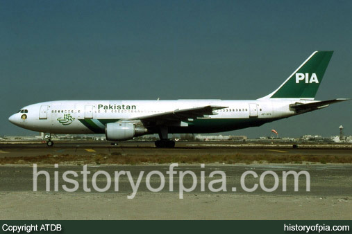 PIA AIrbus A300B4-203