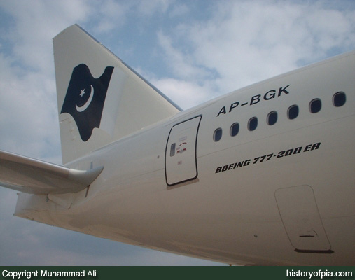 PIA Boeing 777-240ER