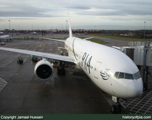 PIA Boeing 777-240ER