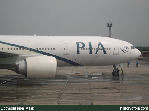 PIA Boeing 777-240ER