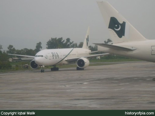 PIA Boeing 777-240LR