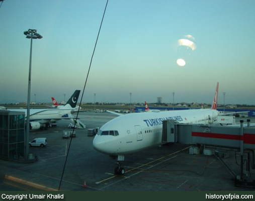 PIA Airbus A310-324ET