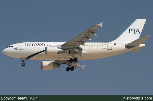 PIA Airbus A310-324ET