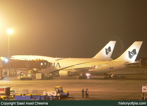 PIA Airbus A310-324ET