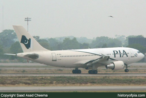 PIA Airbus A310-325ET