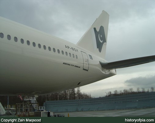 PIA Boeing 777-240LR