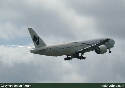 PIA Boeing 777-240LR