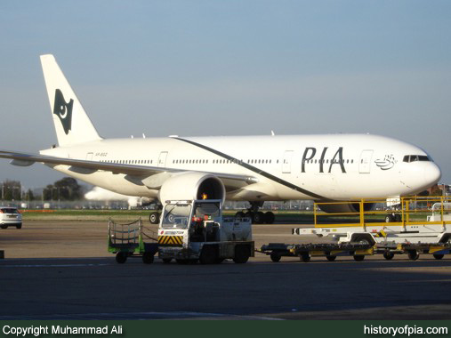 PIA Boeing 777-240LR