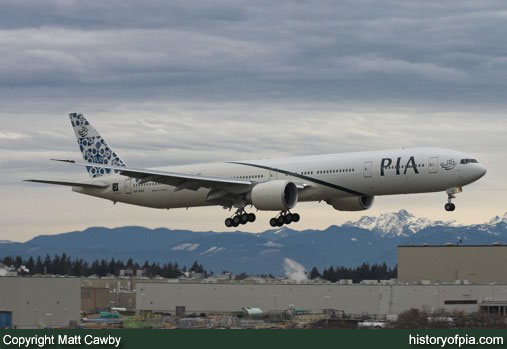 PIA Boeing 777-340ER