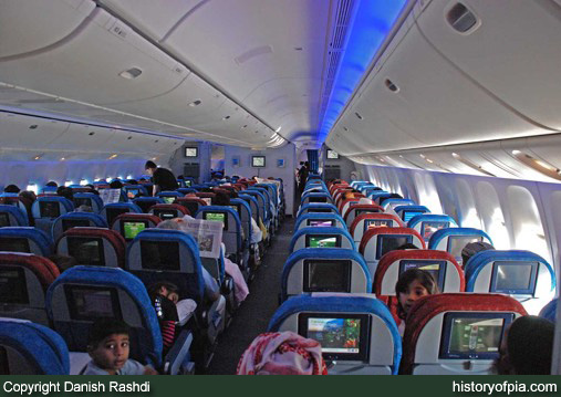 PIA Boeing 777-340ER