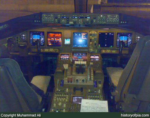 PIA Boeing 777-340ER