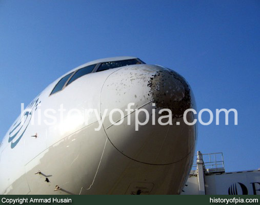 PIA Boeing 777-240ER