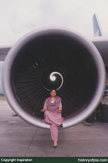 PIA Flight Attendant Dur-e-Najaf