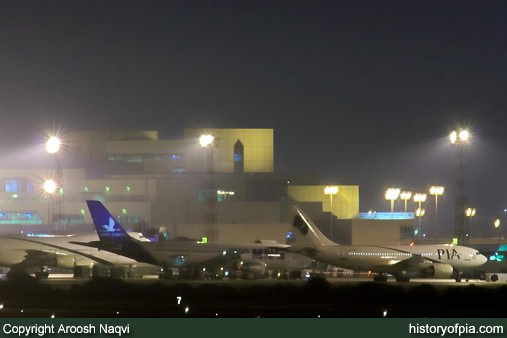 PIA Boeing 747-240B (SCD)