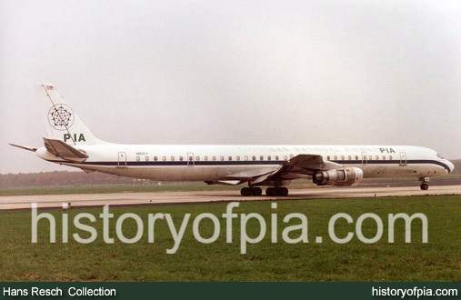 PIA Douglas DC-8-61CF