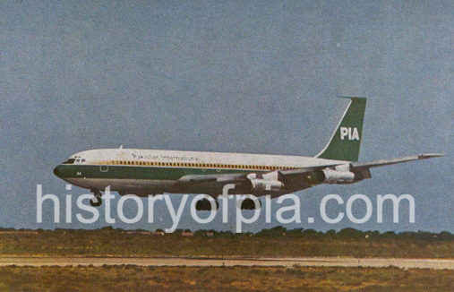 PIA Boeing 707-351B postcard