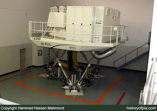 PIA Airbus A310-300 Flight Simulator