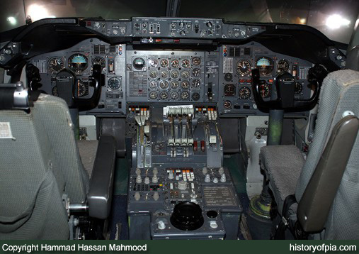 PIA Boeing 747-300 Flight Simulator